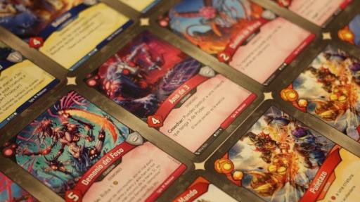 Imagen de reseña: «"Keyforge: La llamada de los Arcontes", ¿qué es?»