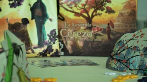 Imagen de reseña: «Reseña "La leyenda del Cerezo que florece cada diez años"»