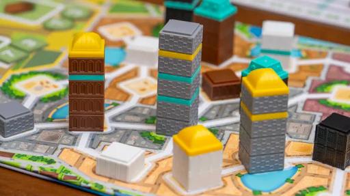 Imagen de reseña: «"Tower Up"»