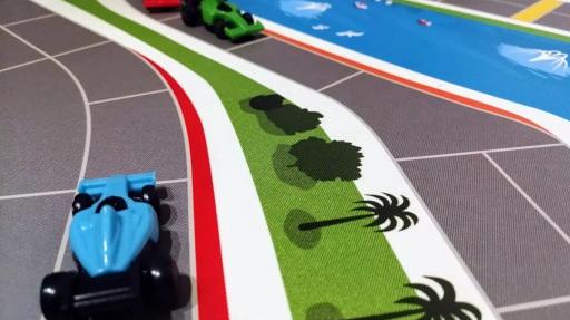Imagen de reseña: «"Downforce"»