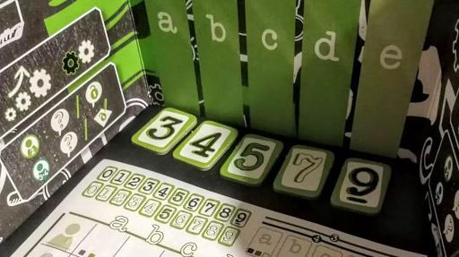 Imagen de reseña: «"Break the Code"»