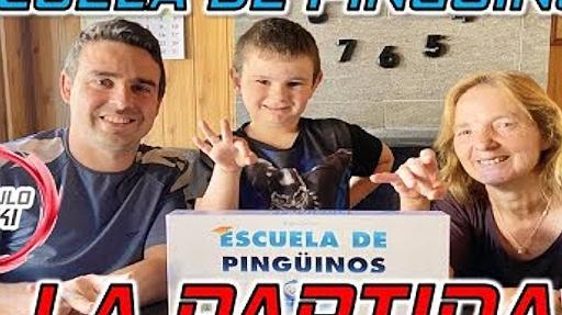 Imagen de reseña: «"Escuela de Pingüinos": ¡La partida! ¿Quién ganará?»