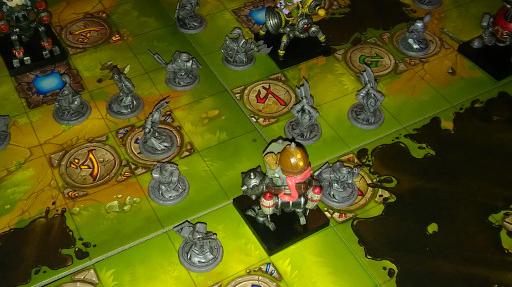 Imagen de reseña: «"Mechs vs. Minions"»