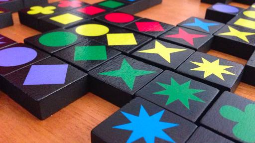 Imagen de reseña: «"Qwirkle"»