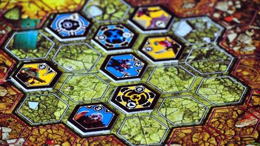 Imagen de reseña: «Reseña: "Neuroshima Hex!"»